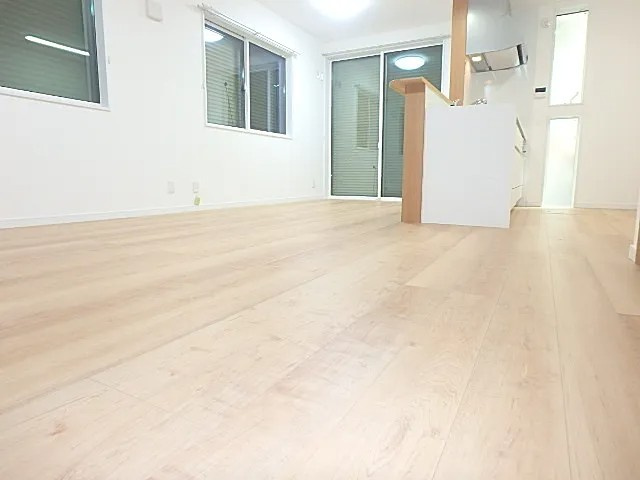 神戸市東灘区御影石町２丁目の一戸建ての居間・リビング