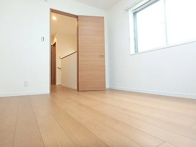神戸市東灘区御影石町２丁目の一戸建ての居間・リビング