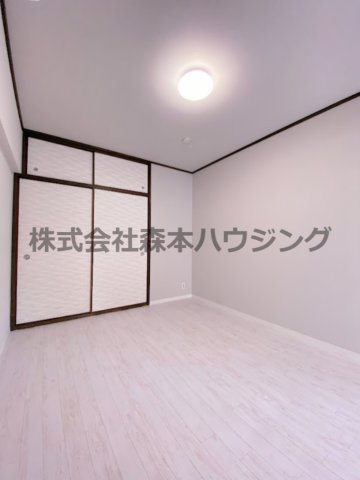 【洋室】 | 　PHOENIX COURT 交野Ⅰ | きれいな洋室です