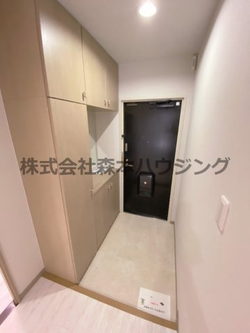 【玄関】 | 　PHOENIX COURT 交野Ⅰ | ゆったりとした玄関です