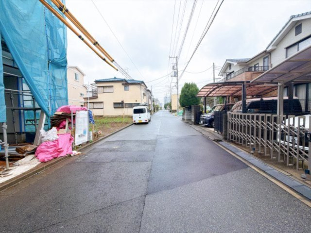 さいたま市大宮区北袋町9期の前面道路含む現地写真