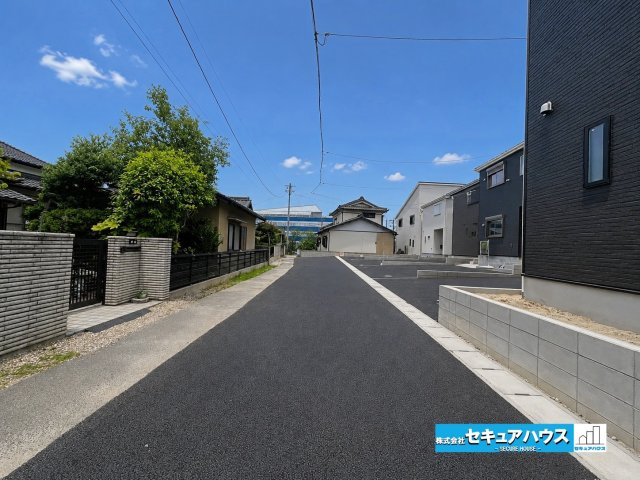 【本日ご案内可能】大府市朝日町5丁目　全5棟の前面道路含む現地写真|事前予約にて現地ご見学いただけます！お気軽にお問い合わせください♪
■株式会社　セキュアハウス　豊明店■
住宅ローンに強く、知識、経験豊富なスタッフ在籍
お客様に寄り添い、ご成約後もサポート致します。
