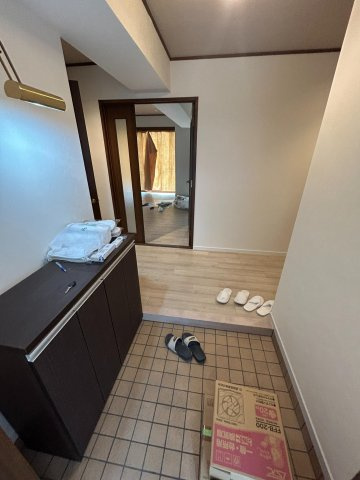 ミタムラビルの玄関