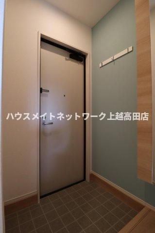 シャインピークス大和 Ａの玄関|玄関