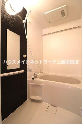 シャインピークス大和 Ａの浴室|追焚機能付
