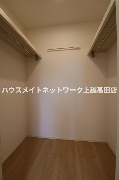 シャインピークス大和 Ａの収納|ウォークインクローゼット