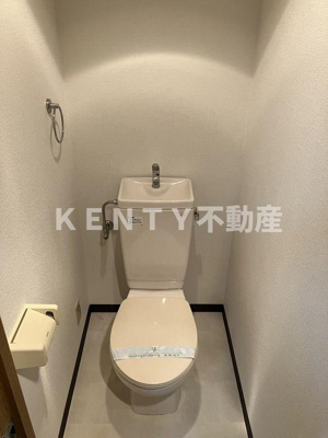 【トイレ】 | ロイヤルパレス目黒 | シンプルで使いやすいトイレです