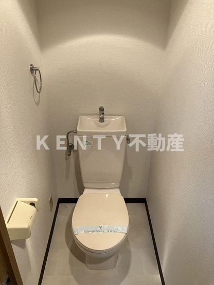 【トイレ】 | ロイヤルパレス目黒 | シンプルで使いやすいトイレです