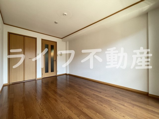 ミッドウエスト小阪の居間・リビング|ゆったり過ごせるリビングです