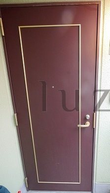 ラシード東神奈川駅前の玄関
