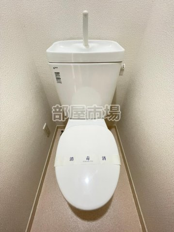 シャンテ鷲神社前のトイレ