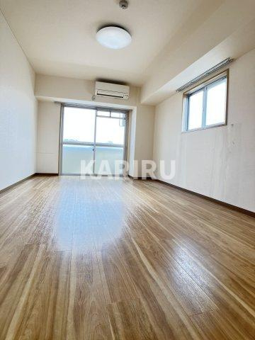 River　Side　Palace　Maiの居間・リビング|同物件別部屋の写真です
