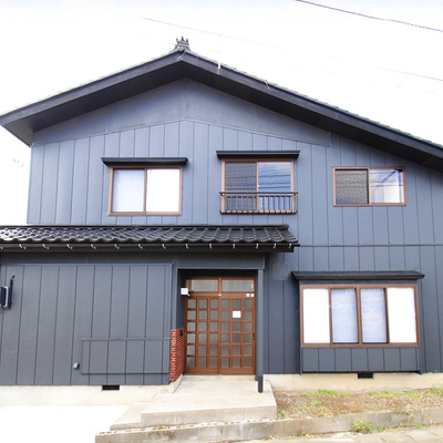 柏崎市半田 中古住宅（リセットハウス）の外観
