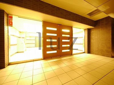 ザパークハウス横浜大口のエントランス