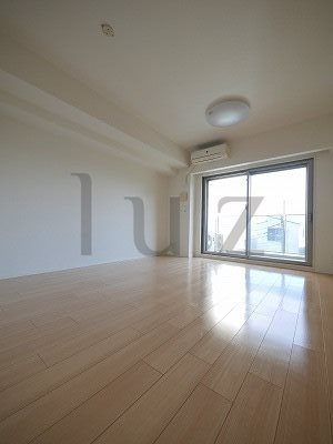 ザパークハウス横浜大口の居間・リビング