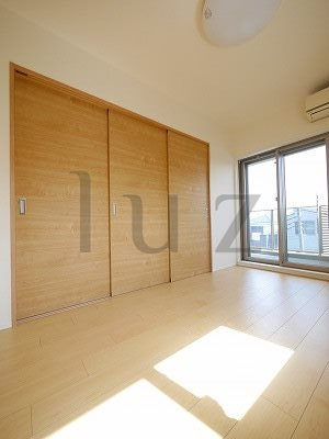 ザパークハウス横浜大口の寝室