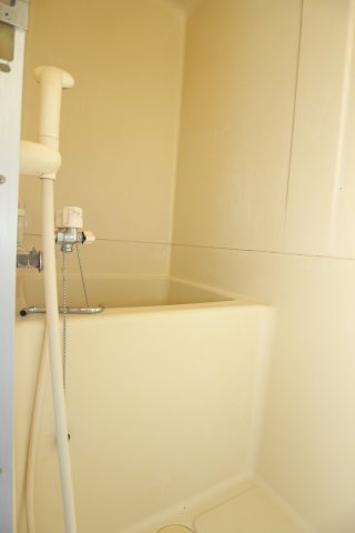 六花ハイツの浴室|お風呂で日々の疲れを落としましょう