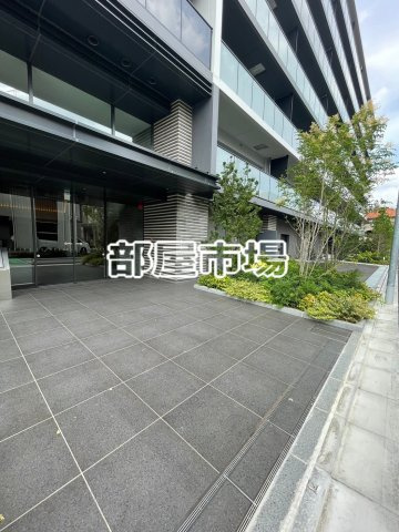 ドゥーエ町屋のエントランス