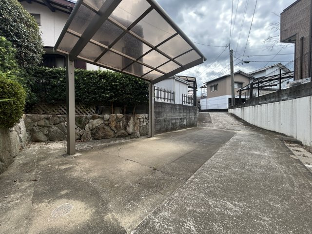 上津二丁目戸建の駐車場