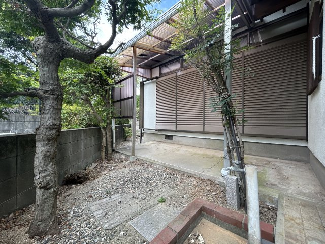 上津二丁目戸建の庭