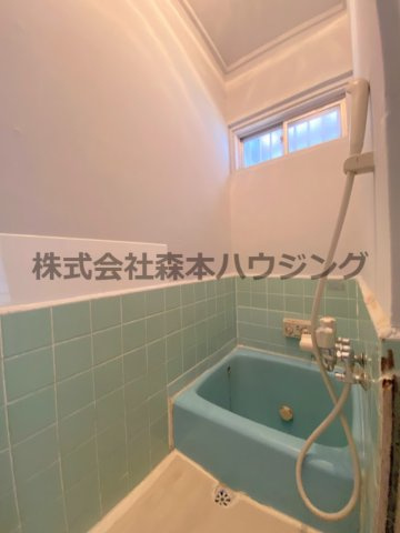 【浴室】 | 　四條畷市南野2丁目7テラスハウス | お風呂で日々の疲れを落としましょう