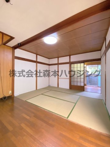 【和室】 | 　四條畷市南野2丁目7テラスハウス | 和室がひろがる居住スペース
1階