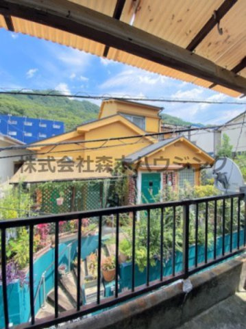 【展望】 | 　四條畷市南野2丁目7テラスハウス | 洋室から東向きの眺望です