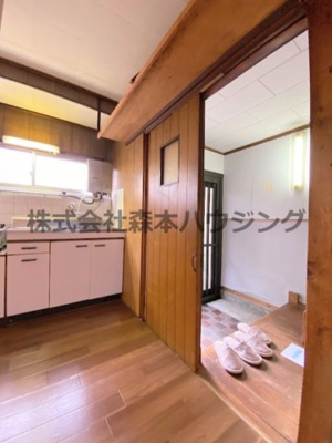 【内装】 | 　四條畷市南野2丁目7テラスハウス | 明るい室内です