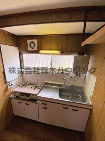 【キッチン】 | 　四條畷市南野2丁目7テラスハウス | 使いやすいキッチンです