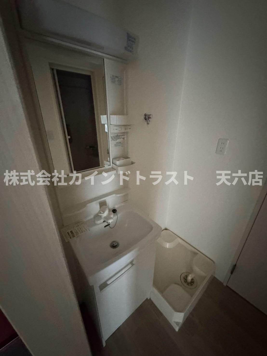 ハイツプライムの洗面所|忙しい朝には欠かせない洗面所です