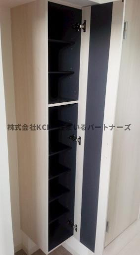 カサグランデ本町の玄関|シンプルで使いやすい玄関です