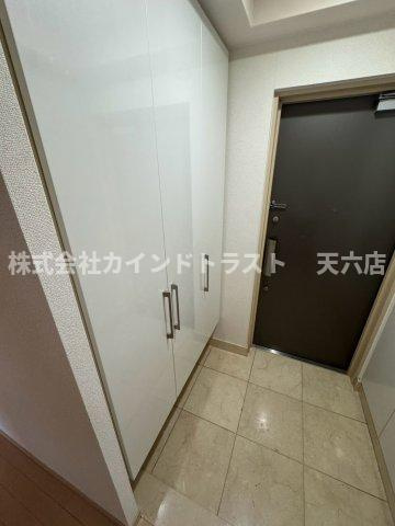 ウェリス・ジオ梅田レジデンスの玄関|きれいな玄関です