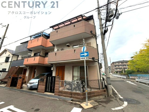 角地の邸宅となります。