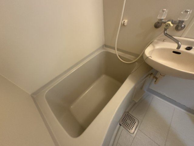 サンイースト江坂の浴室