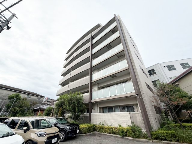 Alice　Garden　Esakaの外観