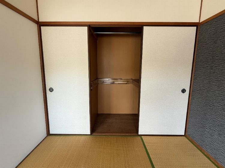リバープール竹島の収納