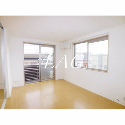 【居間・リビング】 | オークヴィレ | 洋室のお部屋です。