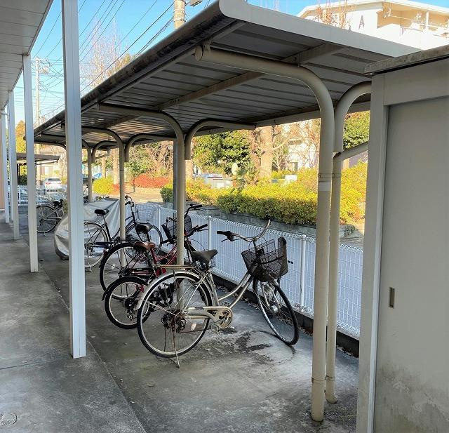 レオパレス輝の設備|屋根付き駐輪場完備