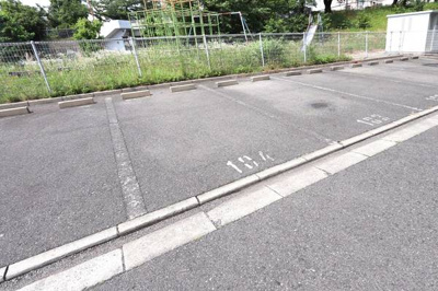 【駐車場】 | ビレッジハウス泉北栂タワー1号棟 | 駐車場があります