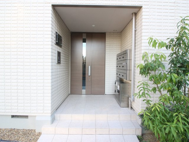 【エントランス】 | ヘーベルメゾン京口町