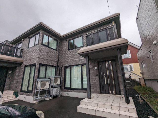 札幌市白石区米里三条１丁目のテラスハウス