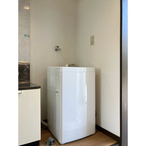 【内装】 | エクセレント | 洗濯機置き場／モデルルーム写真