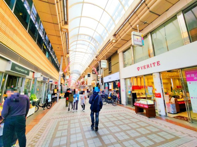 パルム商店街 徒歩94分。 7470m