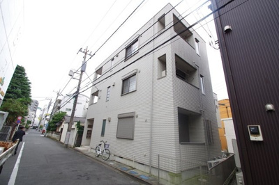 【エントランス】グランソレイユ