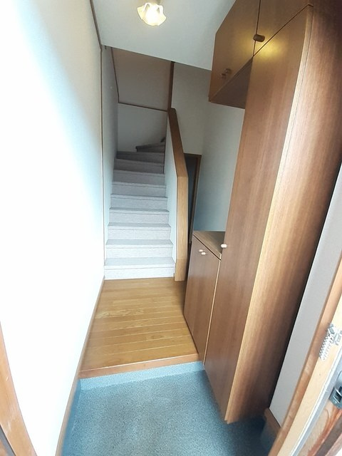 サルドセジュール　Ｂの玄関