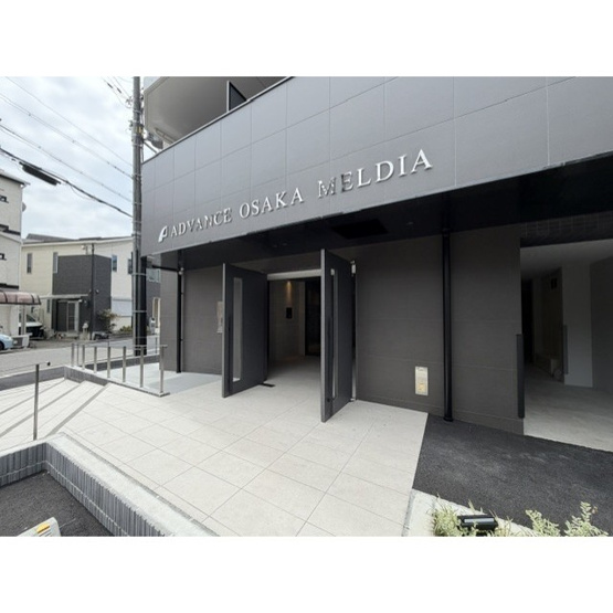 【エントランス】 | アドバンス大阪メルディア