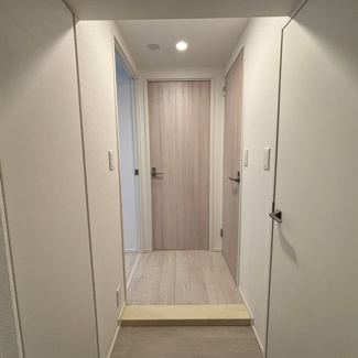 【玄関】 | パークアクシス品川天王洲アイル | ※写真は同タイプ住戸です。