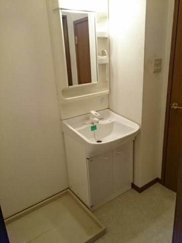 クリサンセマムの洗面所