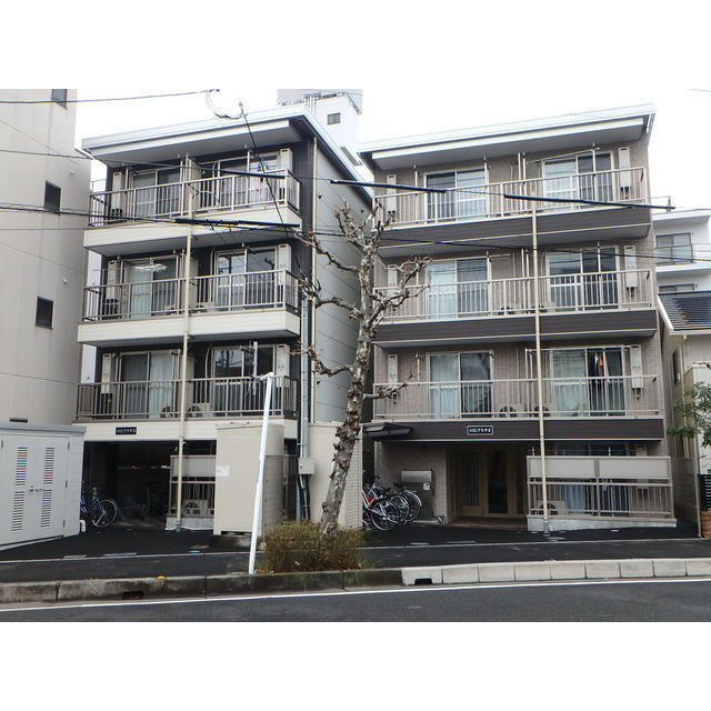 川口プラザＤの外観