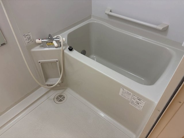 レオネクスト晋Ⅱの浴室